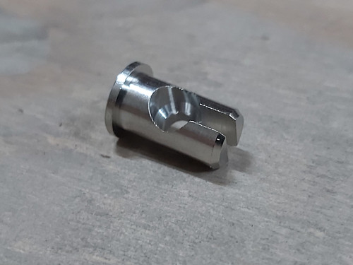 HEX. HEAD SCREW 8X65