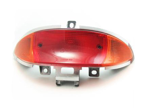 Achterlicht Rood + Knipperlichten Oranje Peugeot Buxy/Speedake/Zenith